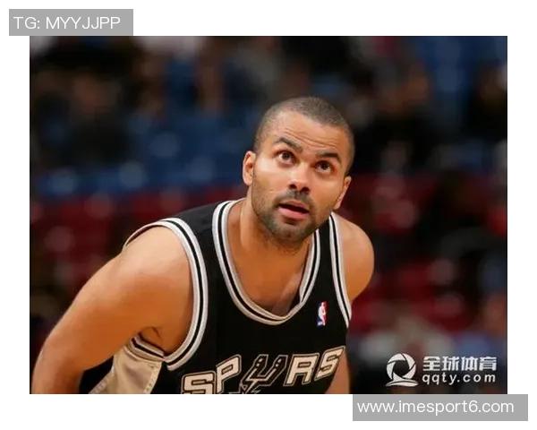 托尼帕克与保罗同现身马刺比赛现场引发球迷热议