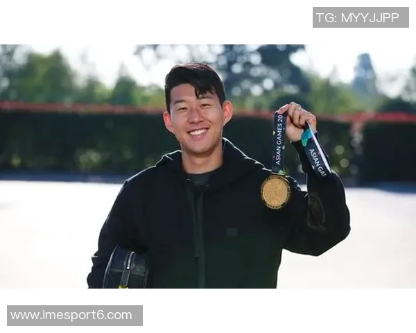 孙兴慜感恩寒冬中支持他的韩国球迷温暖心灵的集训时光 孙兴慜感恩寒冬中支持他的韩国球迷温暖心灵的集训时光