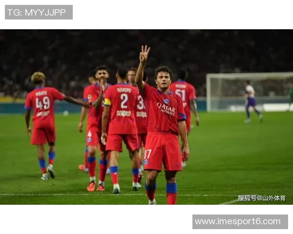 若昂内维斯首个国家队帽子戏法铭刻历史时刻的特别意义