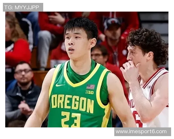 林葳脑后传球技惊四座德米尔接球轻松得分展现默契配合