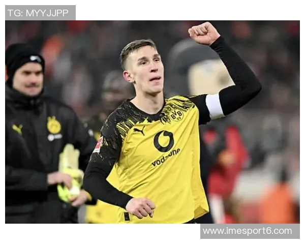 拜仁引援施洛特贝克总花费达125亿欧续约于帕费用也高达12亿欧 拜仁引援施洛特贝克总花费达125亿欧续约于帕费用也高达12亿欧